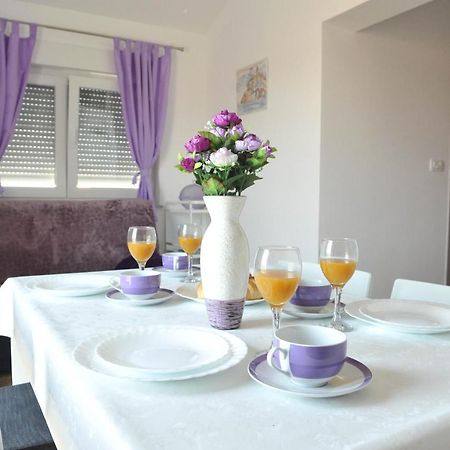 Apartmani Rebecca Vir Extérieur photo
