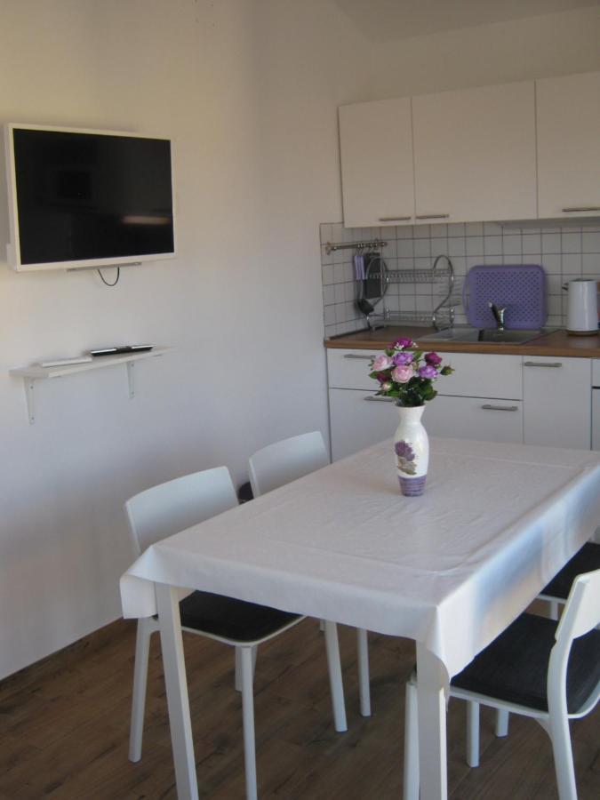 Apartmani Rebecca Vir Extérieur photo