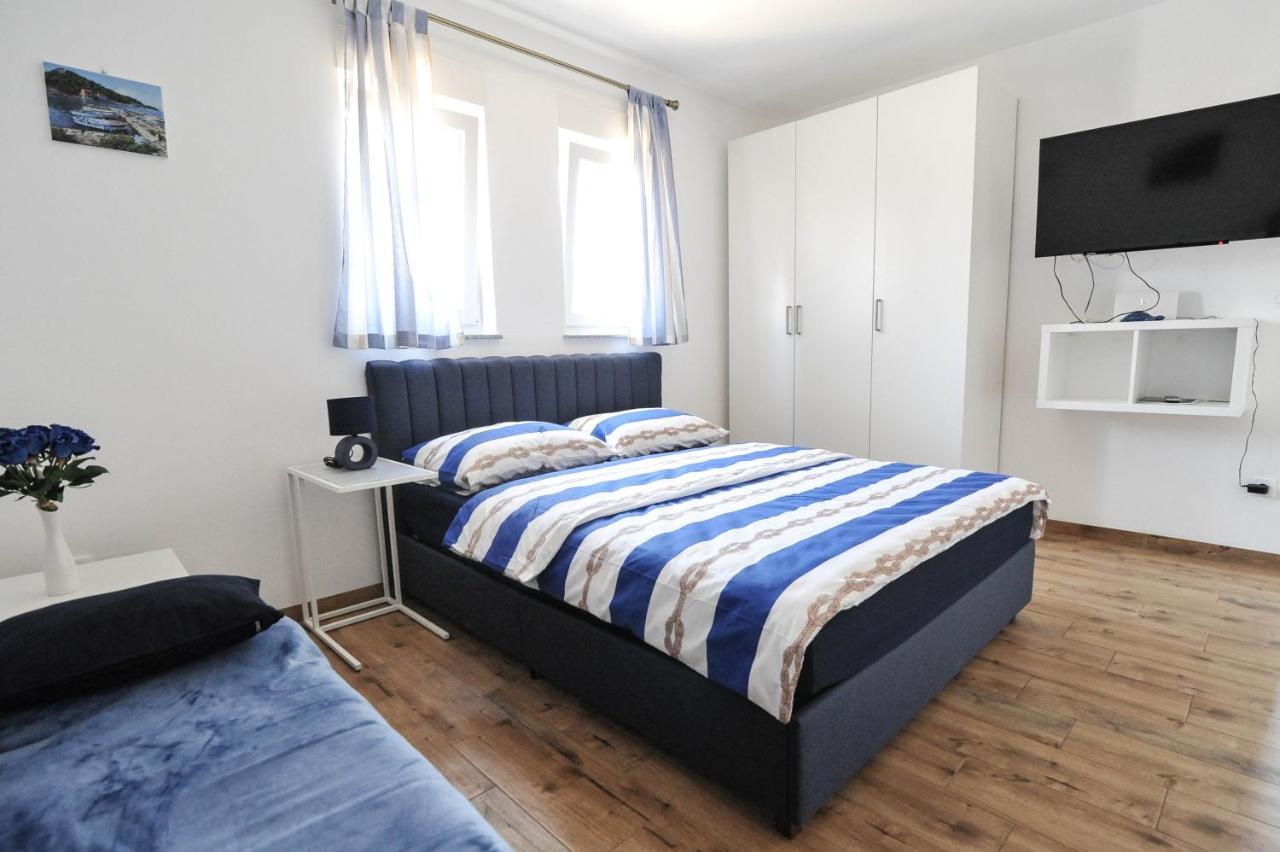 Apartmani Rebecca Vir Extérieur photo