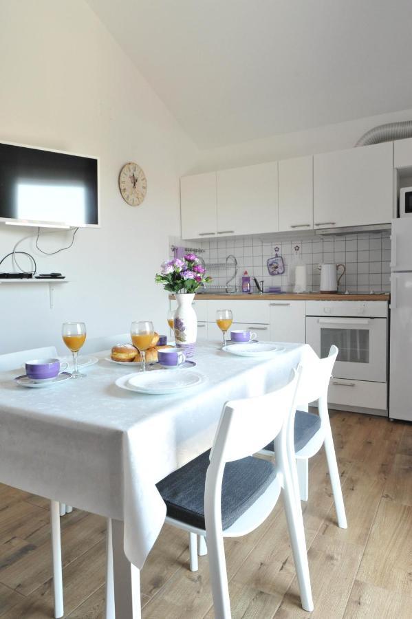 Apartmani Rebecca Vir Extérieur photo